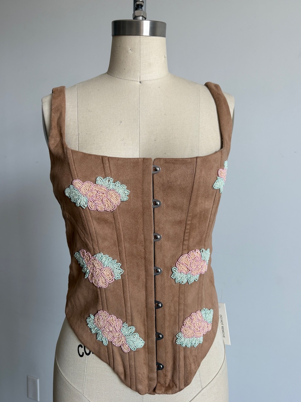 $259 NWT For Love & Lemons Rose Beaded Floral Bustier in Light Brown Sz XXS - Picture 4 of 13